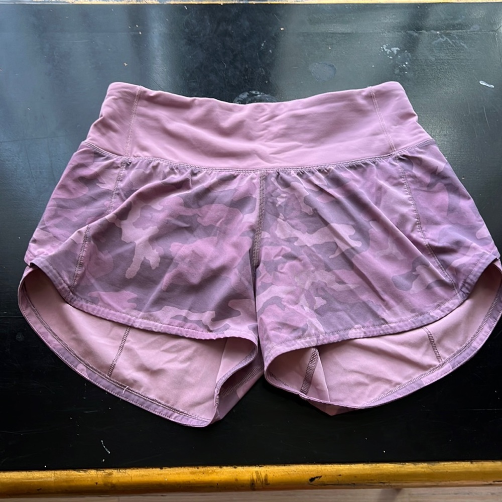 Lululemon size 2, barely worn, high rise 4” speed ups